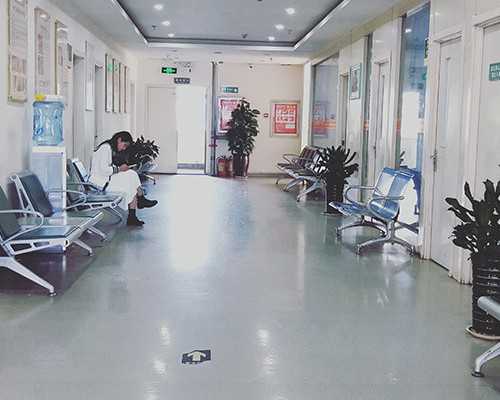 供卵机构包男孩_代生宝宝包男孩,怀孕8-10周出现胎停育的危险征兆有哪些？